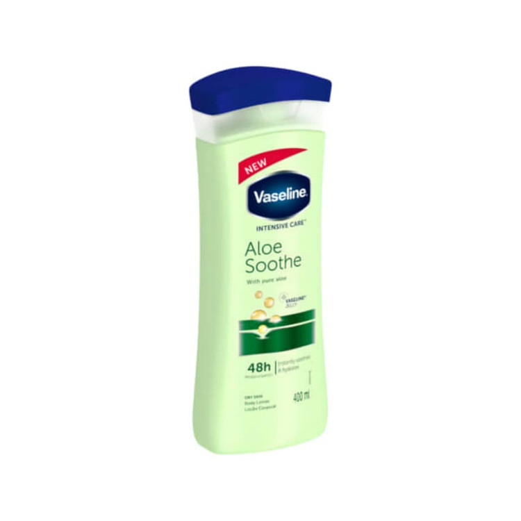 لوسیون نرمکننده بدن مدل Aloe Soothe حجم 400 میلیلیتر حاوی آلوئه ورا و ویتامین E با ماندگاری رطوبت تا 48 ساعت و مناسب پس از استحمام